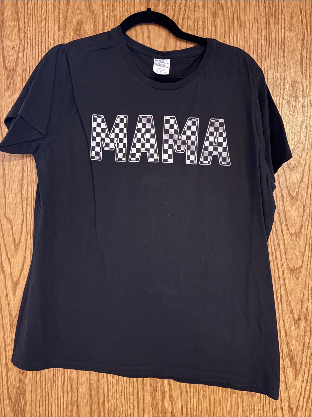 Black "MAMA" Graphic Tee